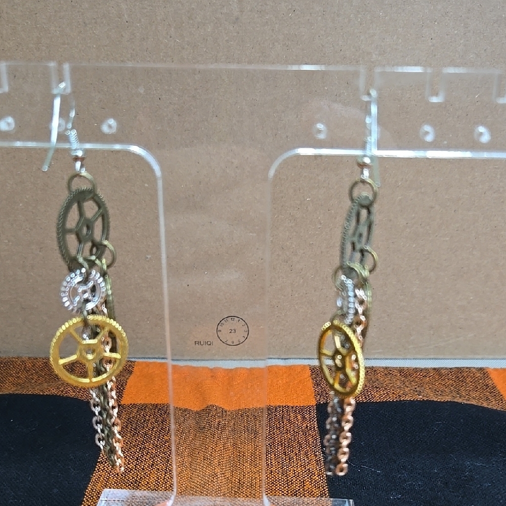 5 For $25! Steampunk Gear and Wing Earrings - Picture 3 of 3